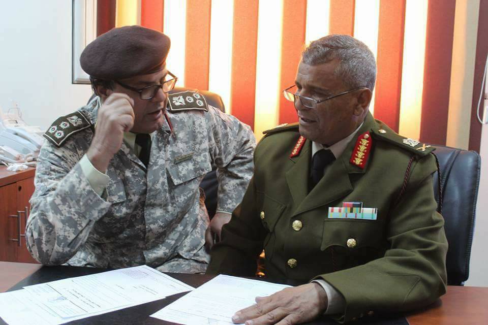 اللواء ناجي المغربي يتسلم مهامه آمرًا لجهاز حرس المنشآت النفطية بالمنطقة الوسطي والشرقية