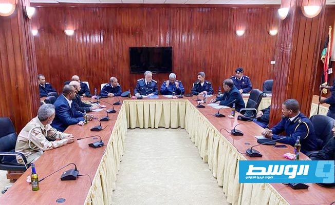 اجتماع أمني موسع في غدامس يستعرض خطة تأمين المنطقة الغربية