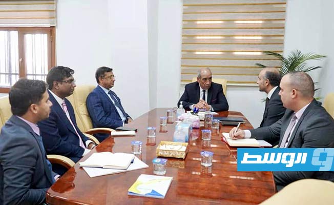 «الداخلية» تبحث توفيق أوضاع العمالة البنغالية