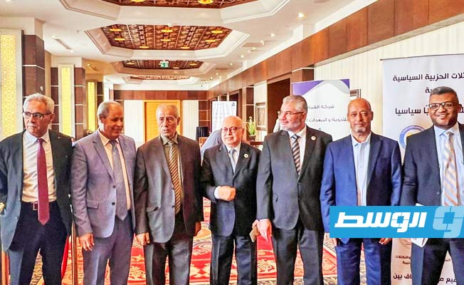 محمد الغويل: توقيع مذكرة اتفاق بين 7 تكتلات سياسية هدفه توحيد الصف وإنهاء الأزمة الليبية