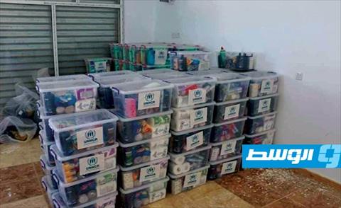 توزيع مساعدات على الأسر النازحة في الأبيار