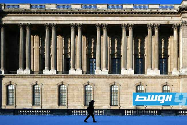 وسائل إعلام فرنسية تكشف مشاهد من عملية سرقة مجوهرات اللوفر