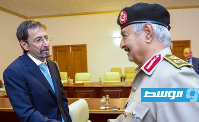 حفتر يستقبل القنصل الإيطالي في بنغازي