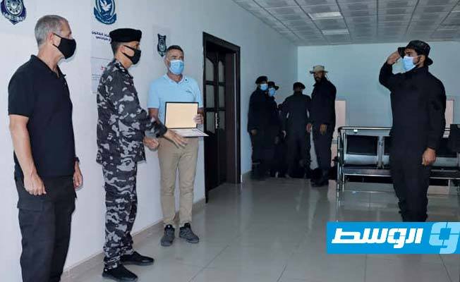 بالصور: اختتام تدريب «مكافحة الشغب» لمنتسبي إدارة إنفاذ القانون في طرابلس