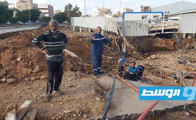 إعادة الكهرباء لمنطقة الميناء في درنة