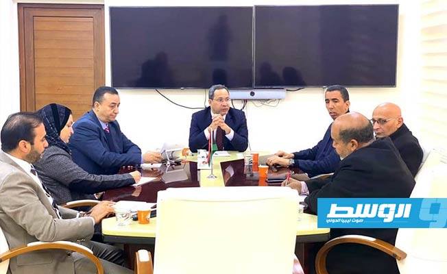 «تعليم الوفاق» تبحث مع «لجنة ترشيد المرتبات» الإفراجات المالية للمعلمين