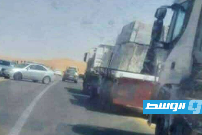 مصرع وإصابة 8 أشخاص بحادث سير على طريق بني وليد - طرابلس