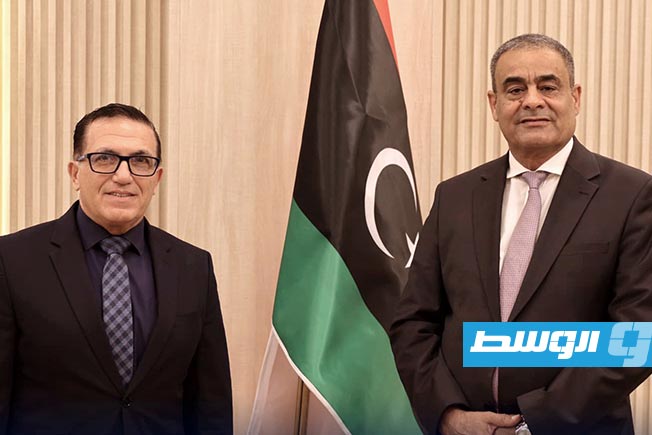 الشهوبي يبحث مع سفير مالطا رفع الحظر الأوروبي على الطيران الليبي