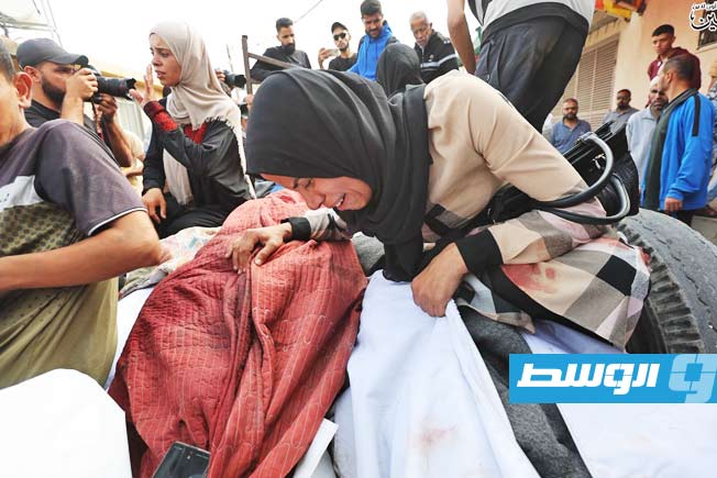 ليالٍ دامية في غزة: صرخات فلسطينيات فجعن بمقتل أبنائهن.. وأخريات يبكين على جثامين وأشلاء سقطت بغارات الاحتلال