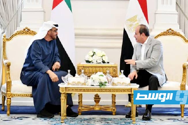 السيسي يجتمع مع بن زايد وحمد بن عيسى في العلمين.. ونقاش حول قضايا عربية وإقليمية