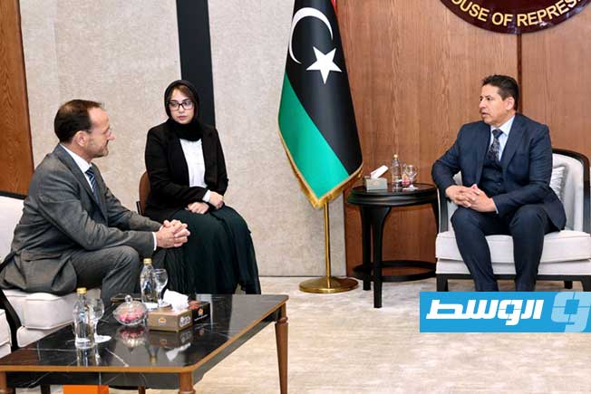 العقوري يبحث مع قنصل اليونان ببنغازي التعاون في مواجهة تدفقات الهجرة