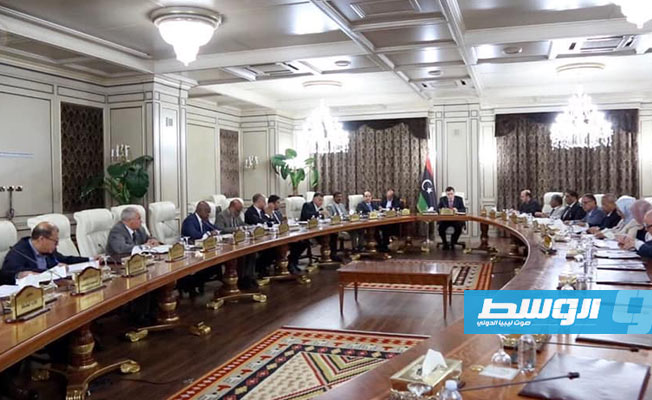 حكومة الوفاق تبحث أوضاع النازحين وتطبيق الحوكمة واللائحة التنفيذية لقانون الأحزاب