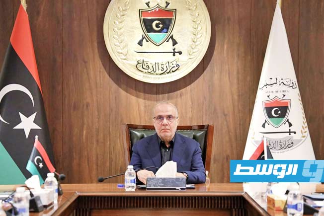 اللافي يترأس اجتماعًا لمناقشة ملف «التقاعد والمشكلات التنظيمية بالمؤسسة العسكرية»