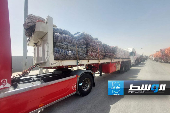 بالصور: مساعدات ليبية إلى غزة