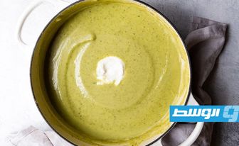 طريقة عمل شوربة الكوسة بالكريمة