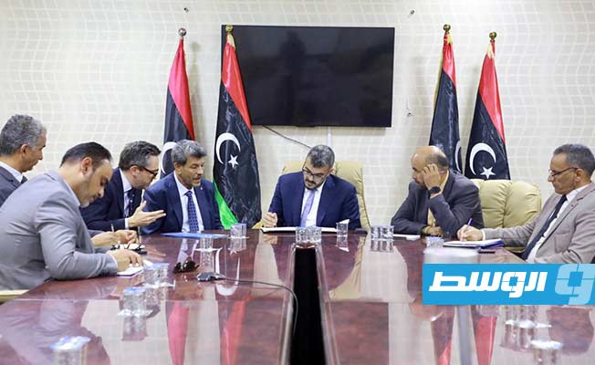التومي يناقش مع برنامج الأمم المتحدة الإنمائي المشاريع التنموية لدعم البلديات