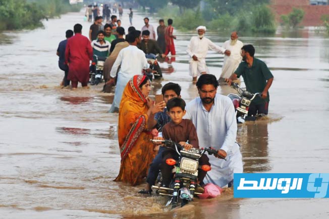 إجلاء نصف مليون باكستاني في البنجاب بسبب الأمطار الغزيرة