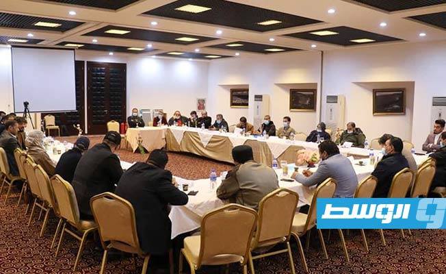 اجتماع موسع بين جهاز الإمداد الطبي بالحكومة الموقتة ومركز طبرق الطبي
