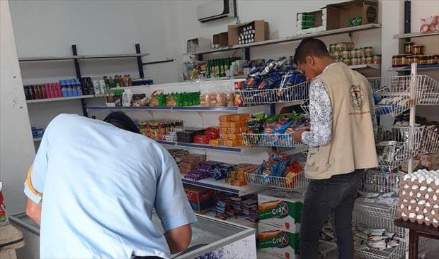 ضبط مواد غذائية ولحوم منتهية الصلاحية في سرت
