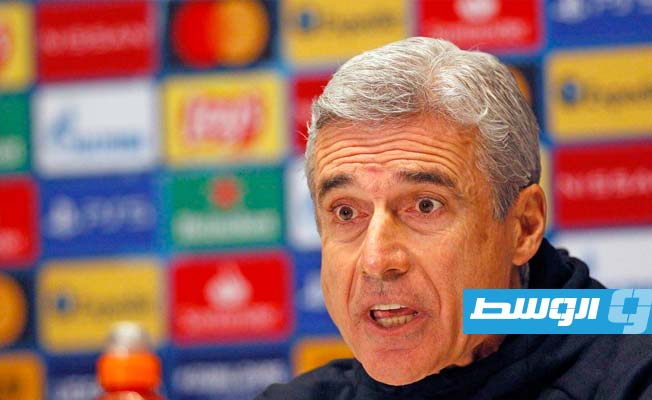 كاسترو يقترب من تدريب النصر السعودي