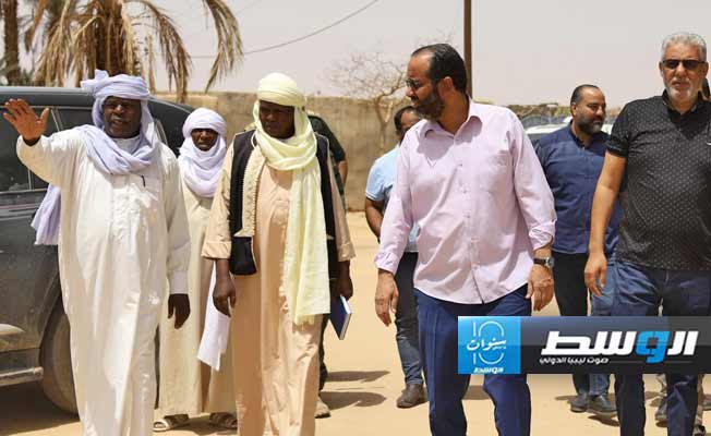 وفد بحكومة حماد يتفقد المناطق المتضررة جراء السيول في البركت
