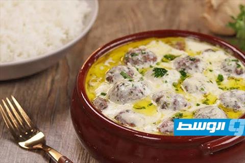 كفتة بالتوابل وحليب الزبادي