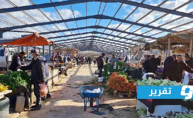 مواطنون لـ«بوابة الوسط»: تخفيض «ضريبة الدولار» لا يكفي.. المعاناة مستمرة مع الغلاء