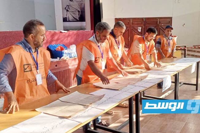 «المفوضية»: استمرار فرز أصوات الانتخابات البلدية حتى منتصف الليل (صور)