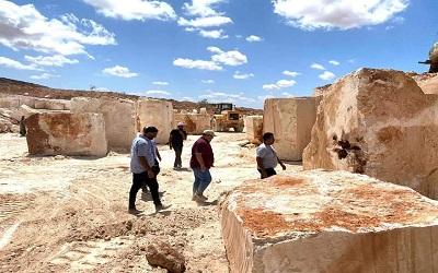 وزارة الاقتصاد تسعى لتوطين صناعة الرخام محليا