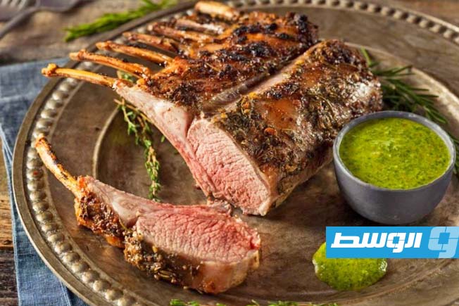 ضلع أنجوس مع صلصة تشيميتشوري الأرجنتينية