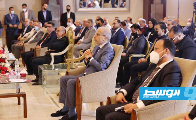 بالصور: محافظ «المركزي» يشارك في المؤتمر الأول لاتحاد المصحات الليبي
