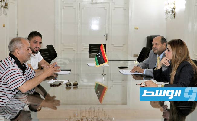 وزارة الاقتصاد والتجارة تبحث العراقيل أمام الصادرات الليبية إلى مصر