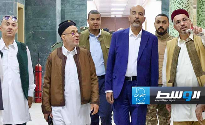 تمهيدا لإعادة المرور خلال أيام.. الكوني واللافي يتفقدان «الانضباط الأمني» في معبر رأس اجدير