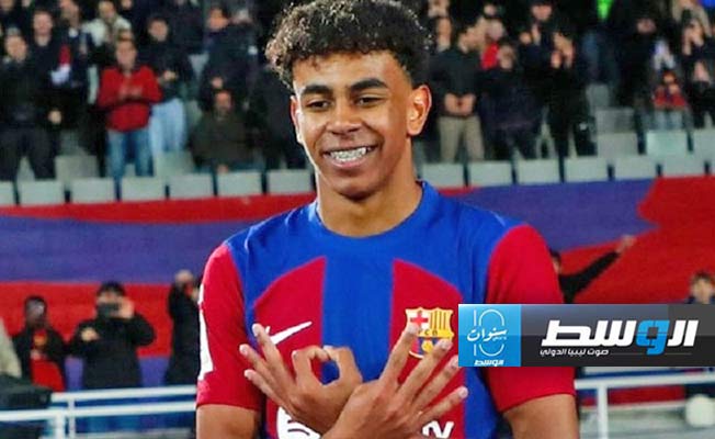 تشافي: لامين يامال يملك ومضات من ميسي