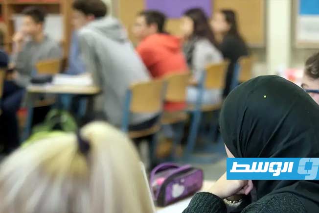 النمسا تحظر ارتداء الحجاب في المدارس للفتيات دون 14 عامًا