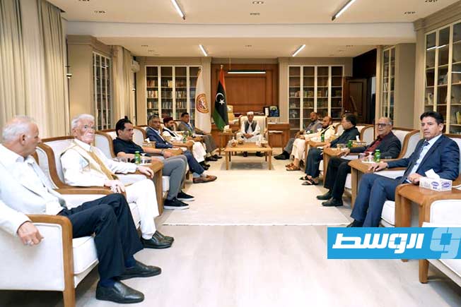 عقيلة يؤكد ضرورة تحقيق العدالة بين الأقاليم بعيدًا عن «المركزية المقيتة»