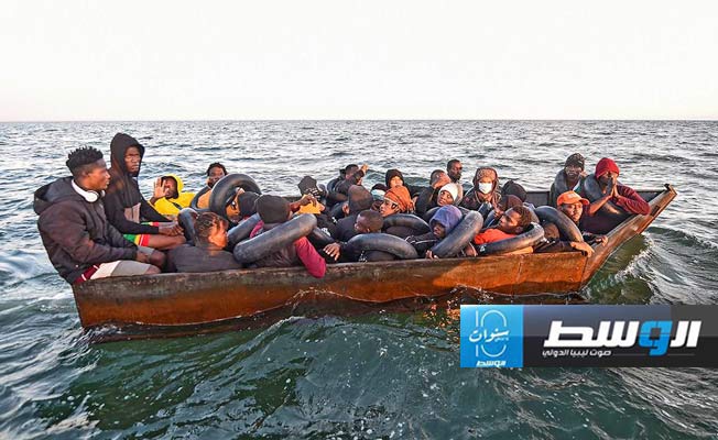 بينهم نساء حوامل.. العثور على 28 مهاجرًا تائهًا غرب تونس