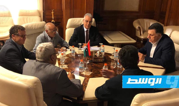 السراج يناقش مع خبراء وأكاديميين تداعيات «حرب العاصمة»