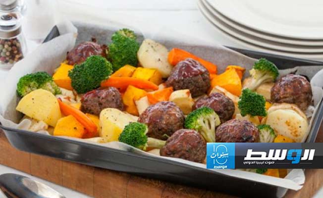 صينية خضار بكرات اللحم