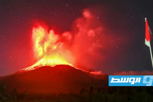 بركان «ليوتوبي لاكي-لاكي» يثور مجددًا وإندونيسيا تعلن أعلى درجات الطوارئ