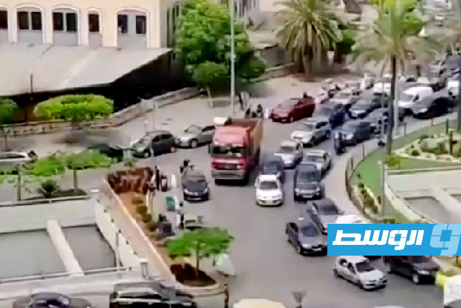 بالفيديو.. حركة نزوح كبيرة بالضاحية الجنوبية لبيروت بعد التهديد الإسرائيلي باستهدافها