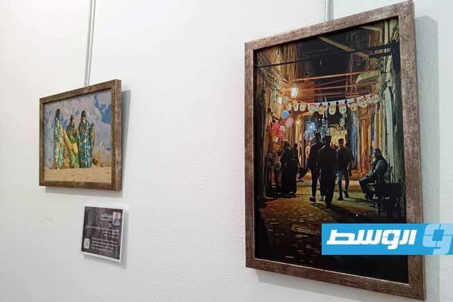 في النسخة الثالثة من «حياتهم».. سفر وبشر ولوحات تصافح الماء