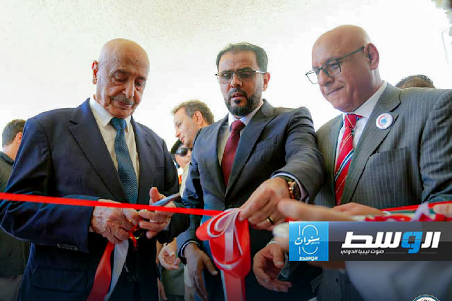 بحضور بلقاسم حفتر وعقيلة صالح.. حماد يفتتح عدة مشاريع خدمية في أجدابيا