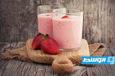 عصير فراولة بالحليب