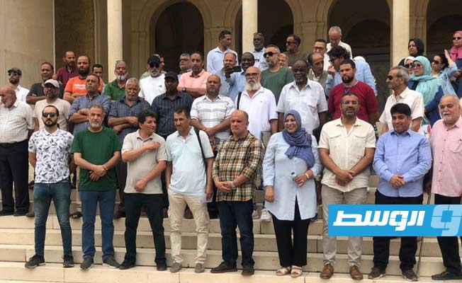 وقفة أمام قصر الخلد احتجاجًا على تخصيص المبنى لديوان مجلس الوزراء