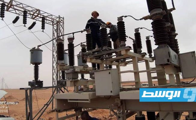 بعد تدخل رجال الأمن ..إعادة تشغيل طرح الأحمال اليدوي لمحطة شرق طرابلس