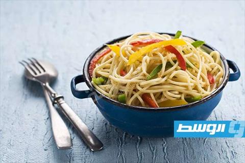 معكرونة بالفلفل الملون