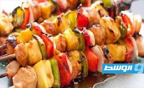 شيش طاووق الدجاج بالفلفل الملون