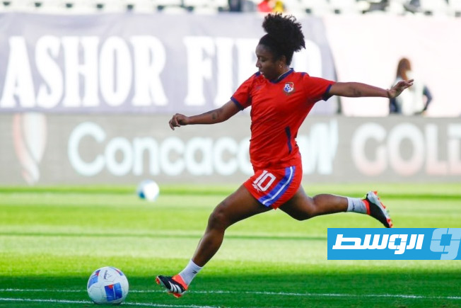 «فيفا» يوقف رئيس الاتحاد البنمي لوصفه لاعبة بـ«السمينة»
