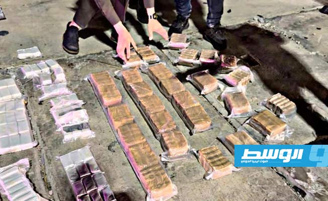 جمرك مصراتة: ضبط شحنة كبيرة من مخدر الحشيش